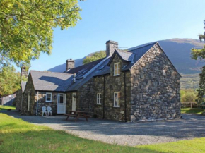 Hotels in Abergynolwyn